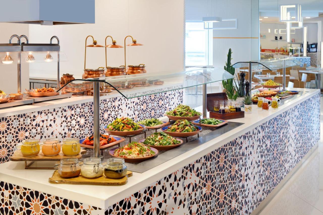 Adagio Premium Dubai Al Barsha Aparthotel Екстериор снимка