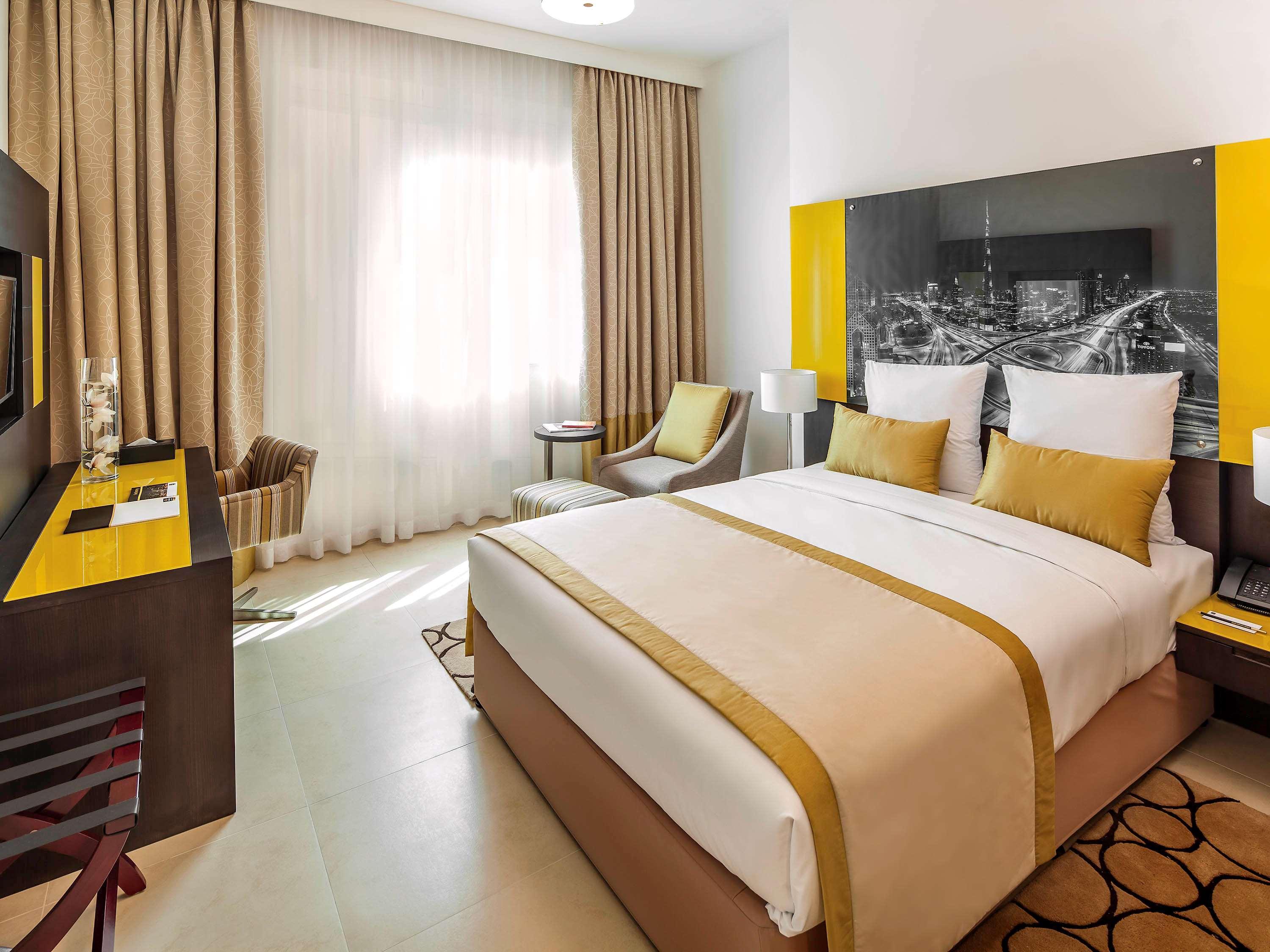 Adagio Premium Dubai Al Barsha Aparthotel Екстериор снимка