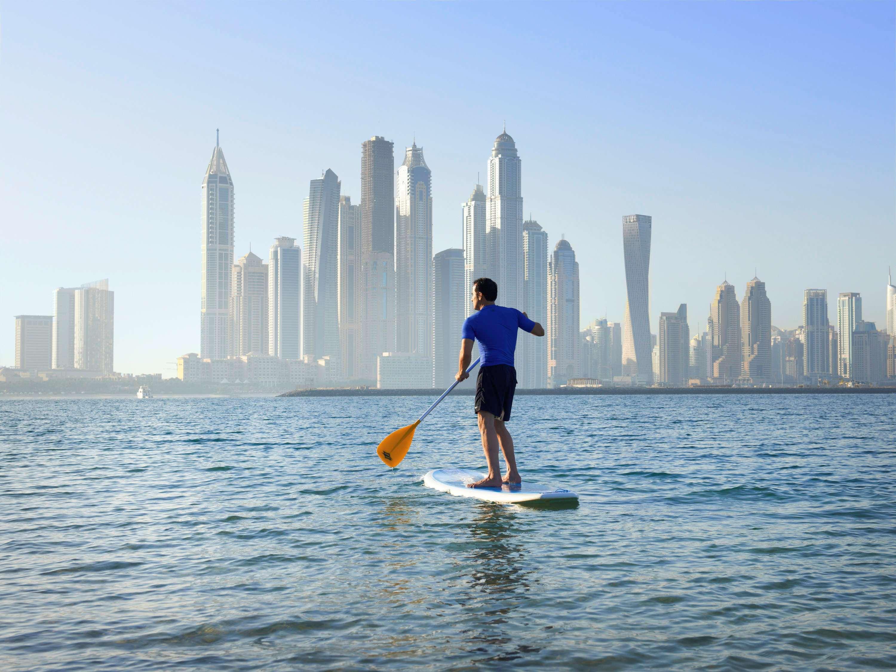 Adagio Premium Dubai Al Barsha Aparthotel Екстериор снимка