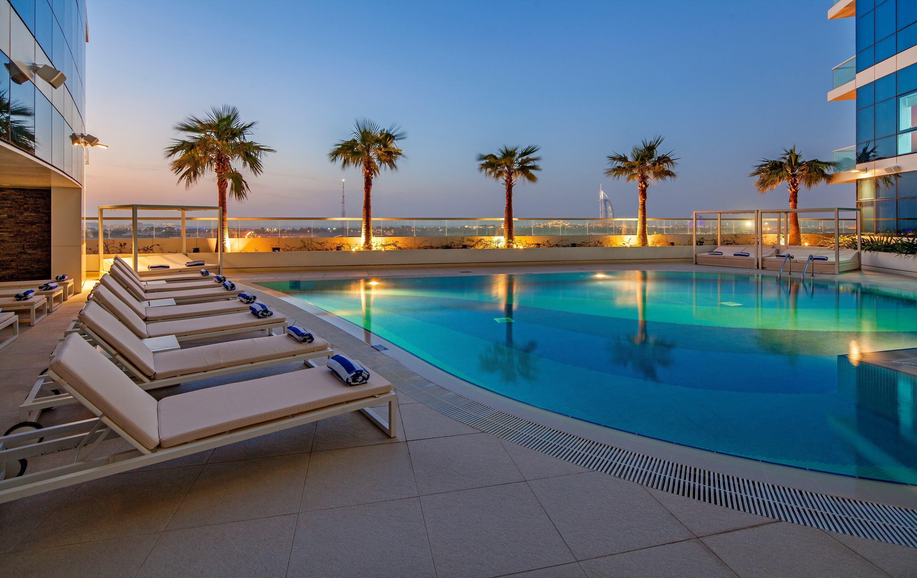 Adagio Premium Dubai Al Barsha Aparthotel Екстериор снимка