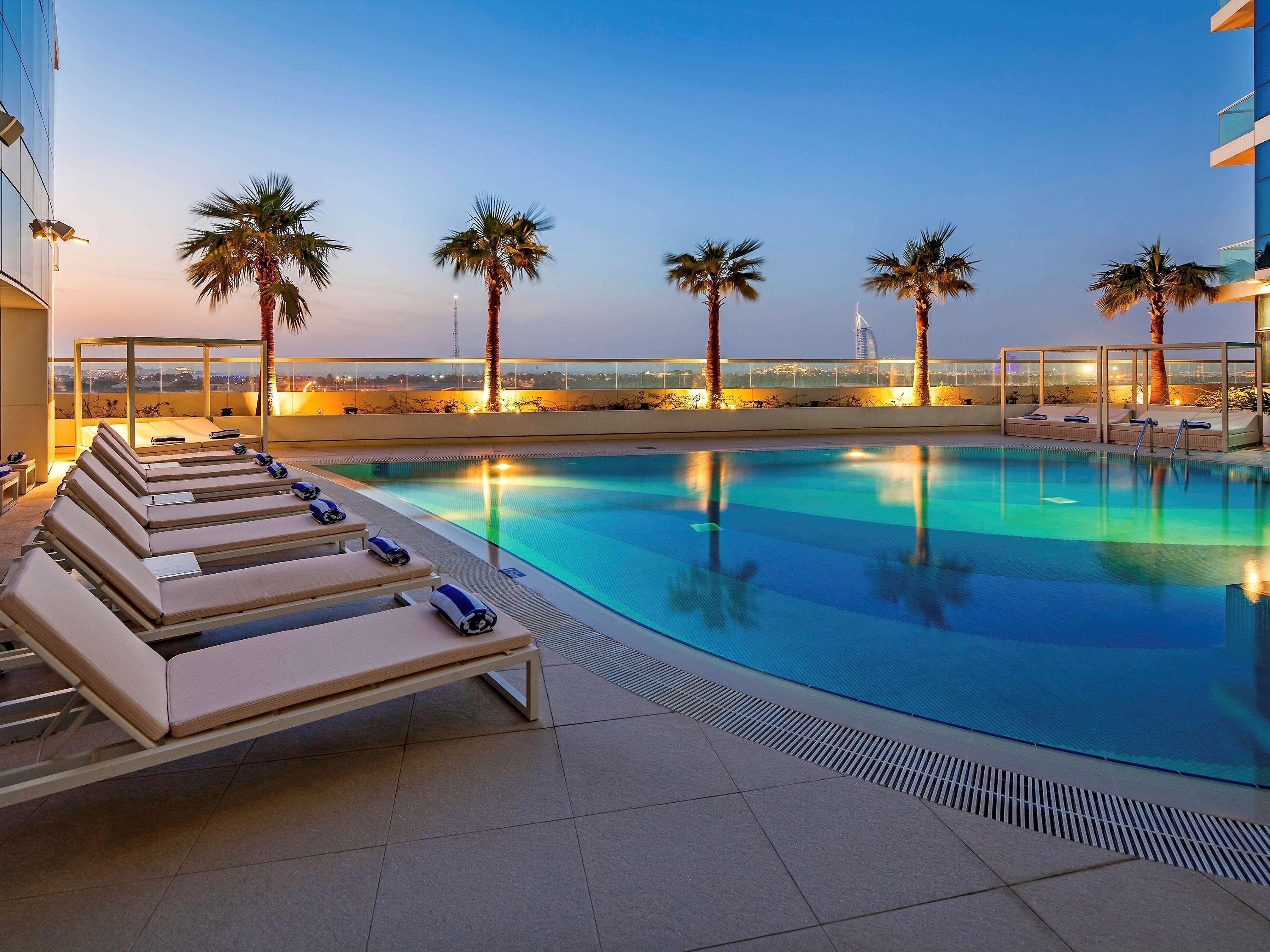 Adagio Premium Dubai Al Barsha Aparthotel Екстериор снимка