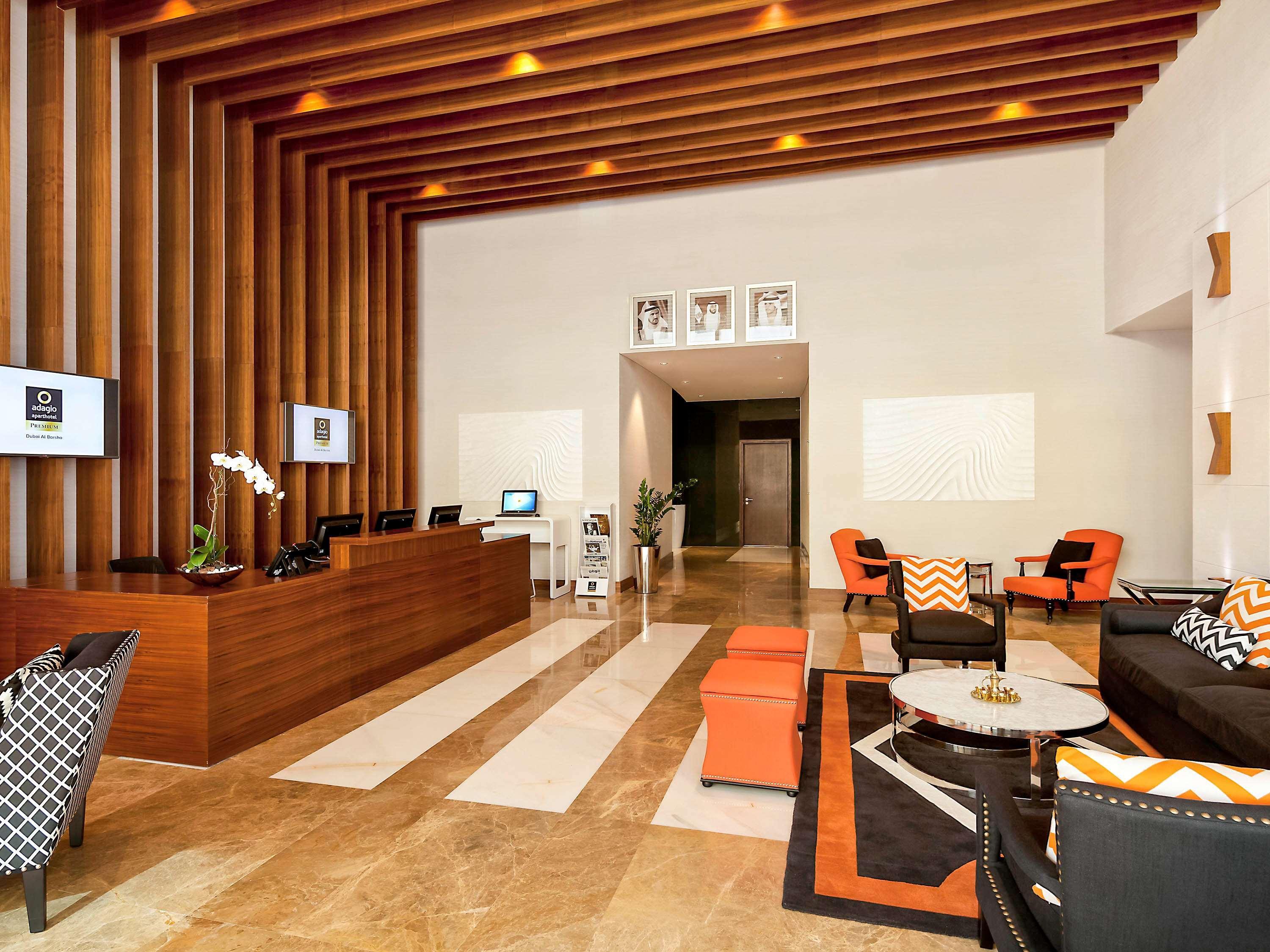 Adagio Premium Dubai Al Barsha Aparthotel Екстериор снимка